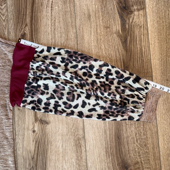 Kori Mocha Leopard Color-blocked Top Size Medium - Picture 10 of 10